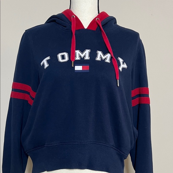 Tommy Hilfiger Dark Blue Sweatshirt with Red Details - Picture 3 of 9